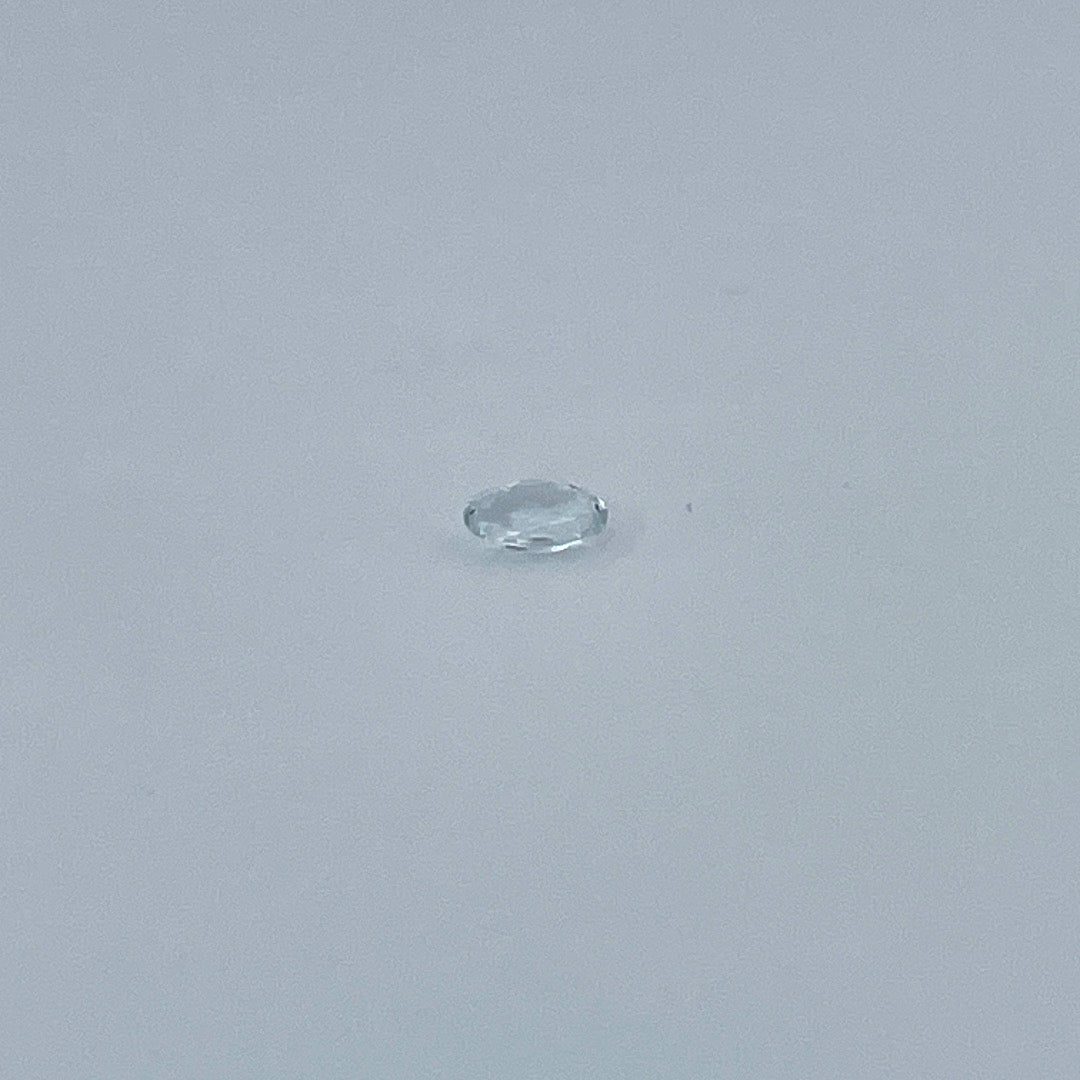 Aigue marine Blanc, gris