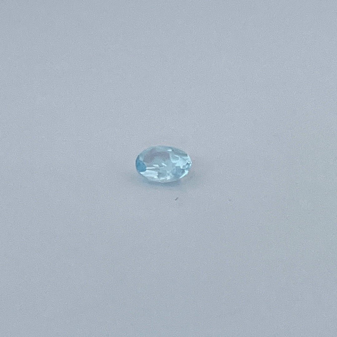 Topaze Bleu clair
