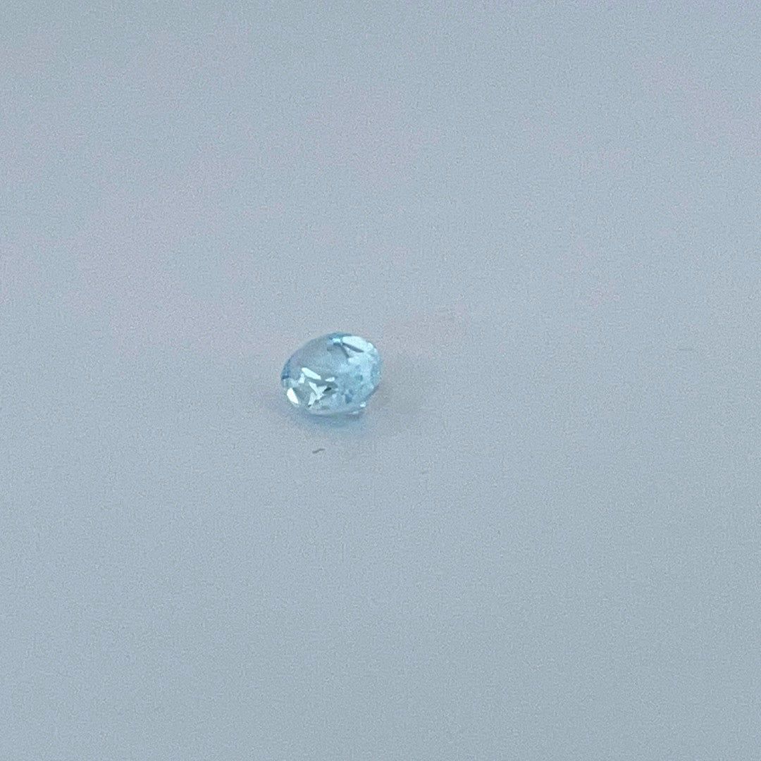 Topaze Bleu clair