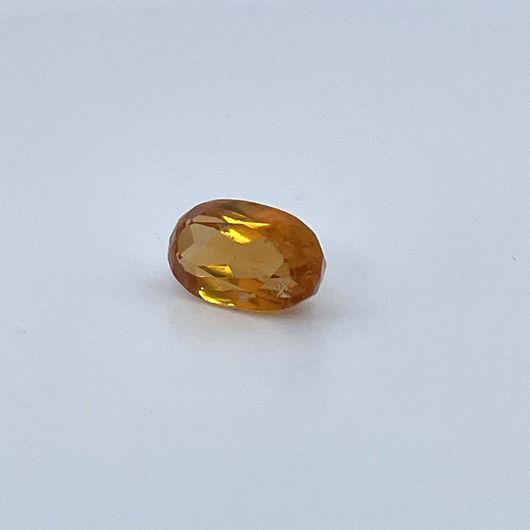 Citrine Jaune légèrement oranger