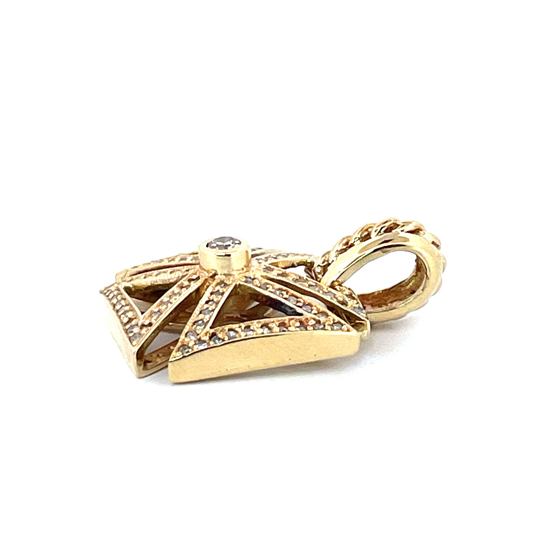 Pendentif "Symbolique d'inspiration chevaleresque" - Or jaune 750 et 82 diamants - 10,14gr