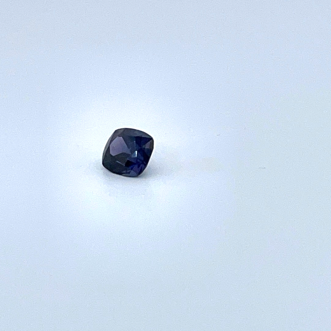 Spinel bleu naturel bleu gris intense – Image 3